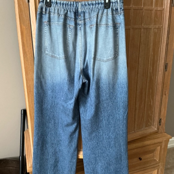 RAG AND BONE MIRAMAR TERRY WIDE LEG JEAN.  FAUX ZIPPER, ELASTIC WAIST - Picture 2 of 4